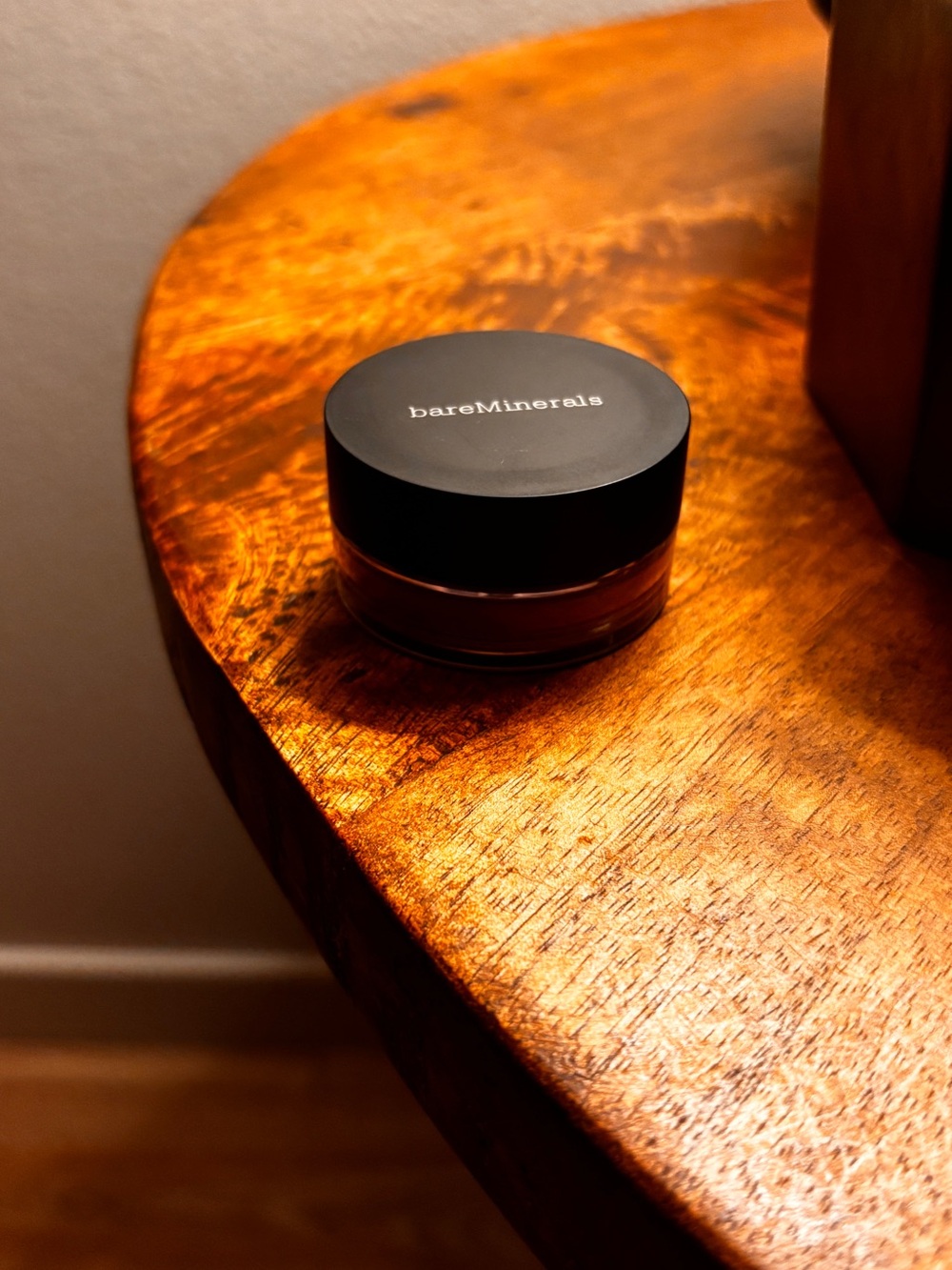 ALL-OVER FACE COLOR
Loose Bronzer WARMTH